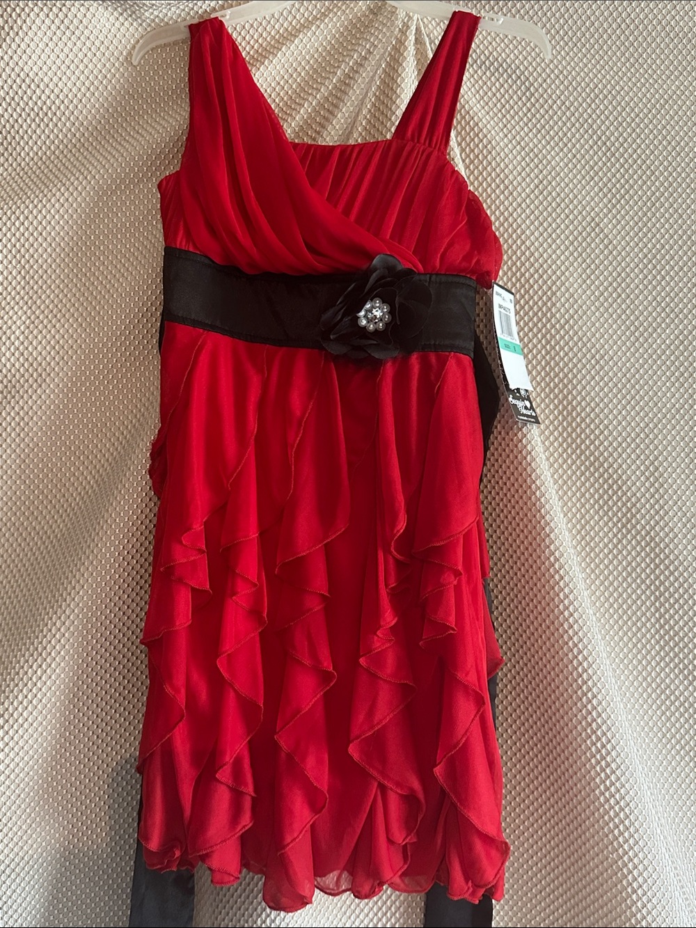NWT Sequin Hearts Red Black Ruffle Party Dress Flower Girls Size 8